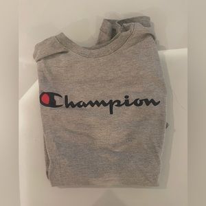 Champion | T-Shirt | Medium | Grey